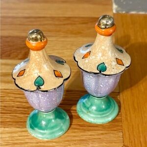 Vintage made in Japan Salt & Pepper Shakers-Mid Century Ceramic Urn Style